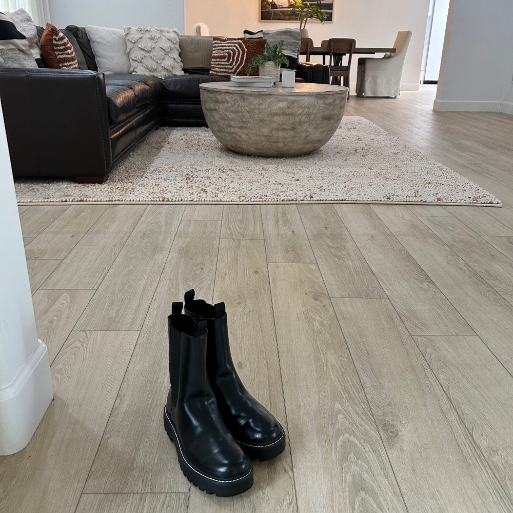 Chelsea boots